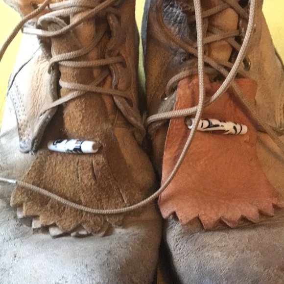 Tan Boots - Picture 3 of 8